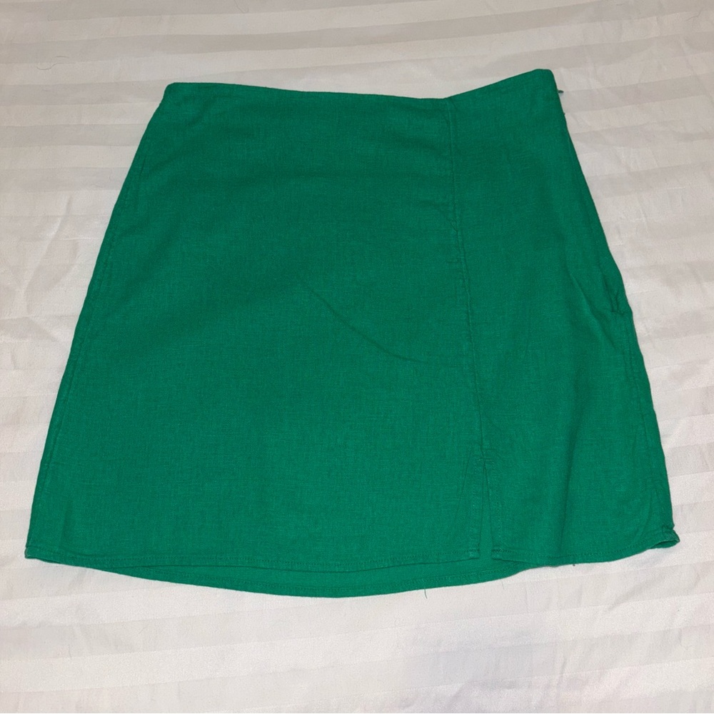 A New Day Green Linen Mini Skirt